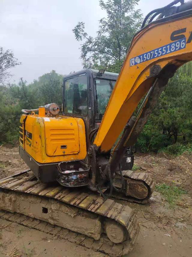 三一重工SY60履帶式挖掘機(jī)