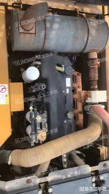 三一重工SY245履带式挖掘机