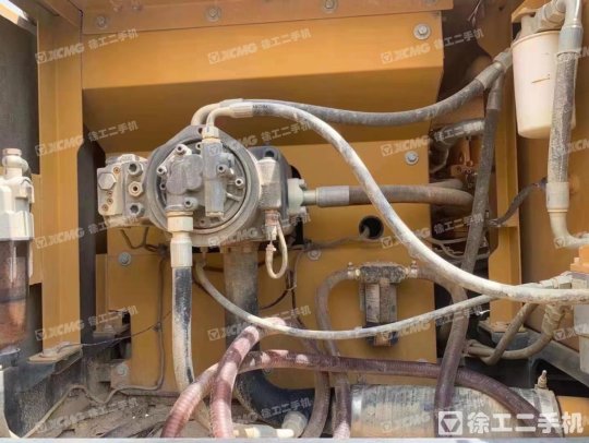 三一重工SY245履带式挖掘机