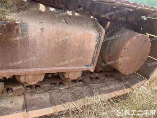 三一重工SY245履带式挖掘机