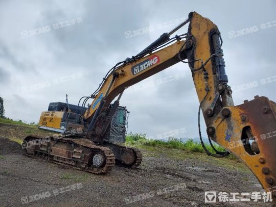 徐工XE470D履带式挖掘机