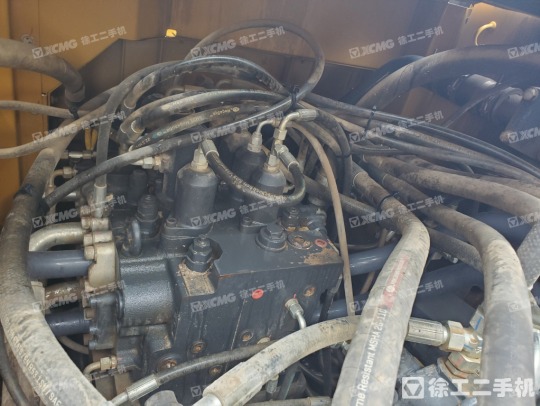 徐工XE470D履带式挖掘机