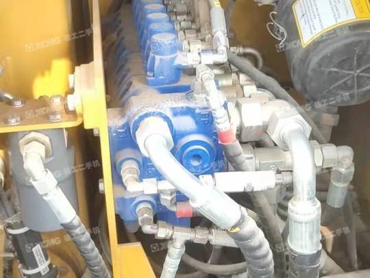 三一重工SY55履带式挖掘机