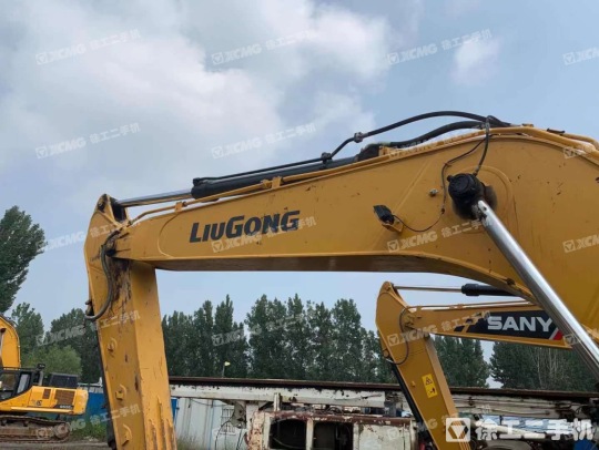 柳工CLG926履带式挖掘机