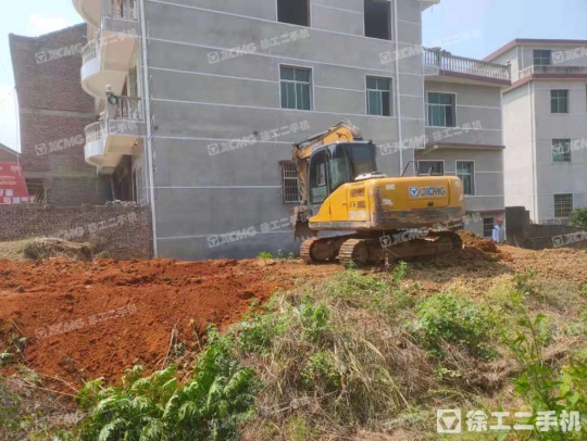 徐工XE75履带式挖掘机