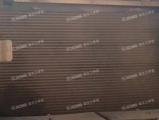 现代R215履带式挖掘机