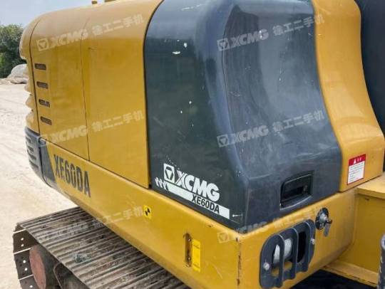 徐工XE60履带式挖掘机