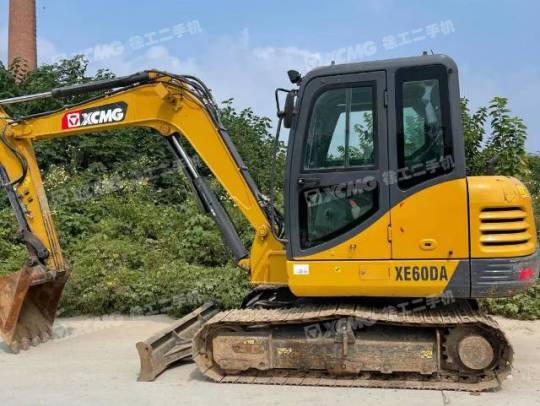 徐工XE60履带式挖掘机