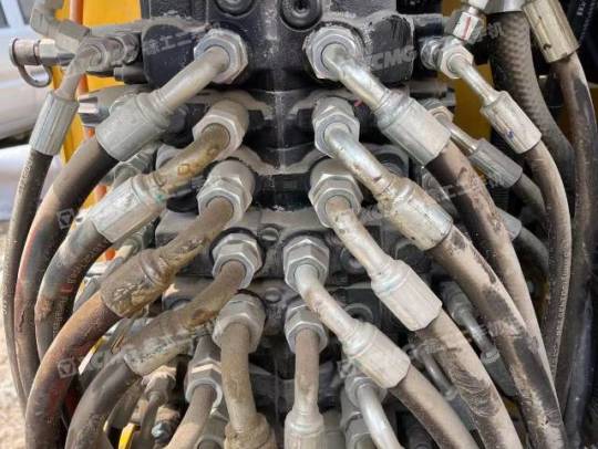 徐工XE60履带式挖掘机