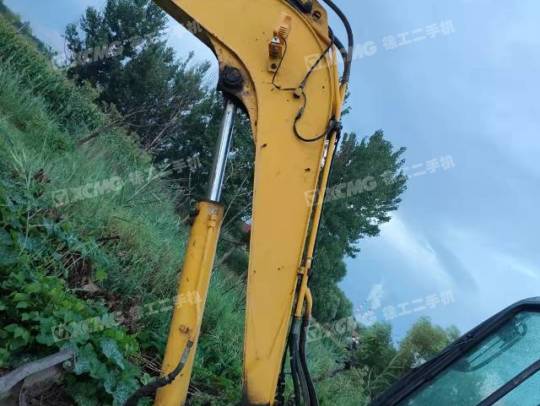 现代R60履带式挖掘机