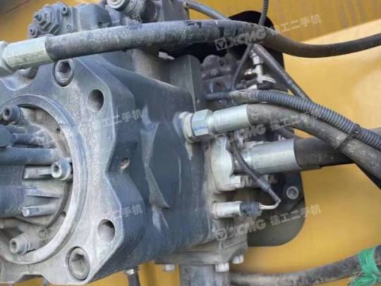 徐工XE370D履带式挖掘机