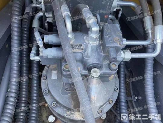 徐工XE370D履带式挖掘机