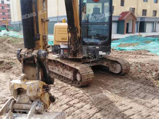 三一重工SY55履带式挖掘机