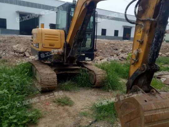 三一重工SY55履带式挖掘机