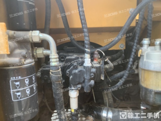 三一重工SY135履带式挖掘机