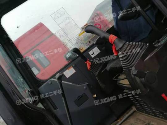 三一重工SY60履带式挖掘机