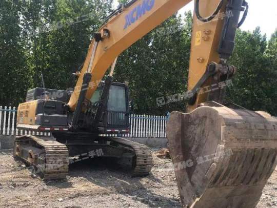 徐工XE470D履带式挖掘机