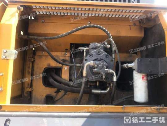 徐工XE470D履带式挖掘机