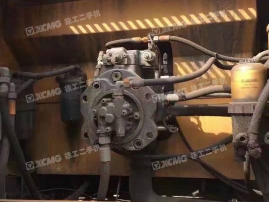 徐工XE370D履带式挖掘机