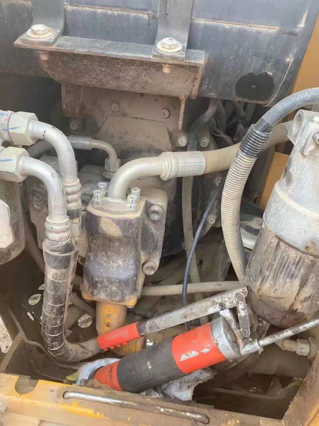三一重工SY75履帶式挖掘機