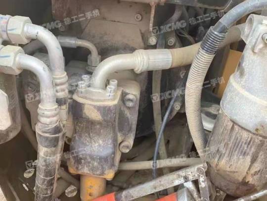 三一重工SY75履带式挖掘机