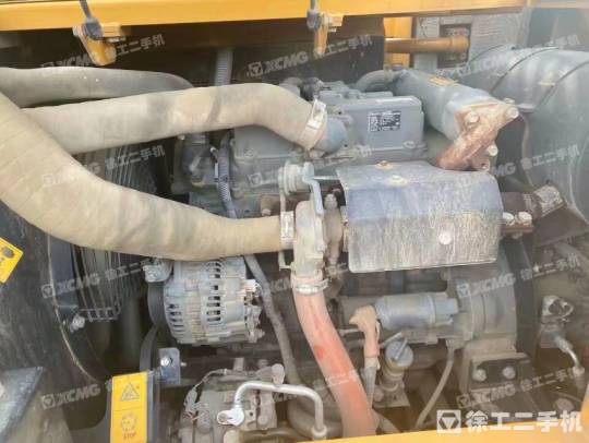 三一重工SY75履带式挖掘机