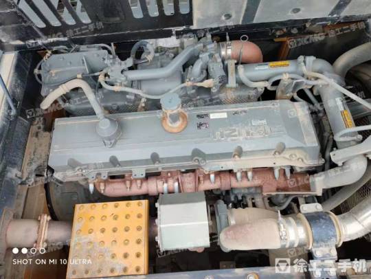 三一重工SY485履带式挖掘机