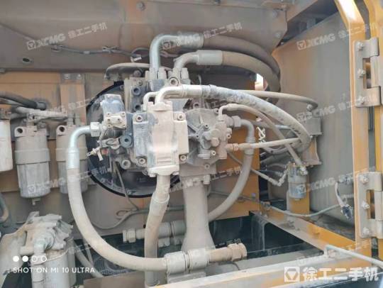 三一重工SY485履带式挖掘机