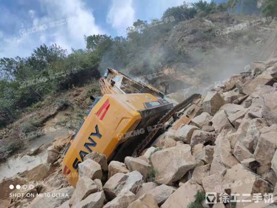 三一重工SY485履带式挖掘机