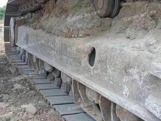 斗山DX380履带式挖掘机