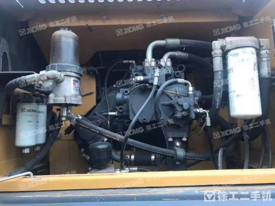 徐工XE490D履帶式挖掘機(jī)