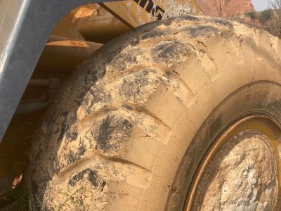 龙工LG855B轮式装载机