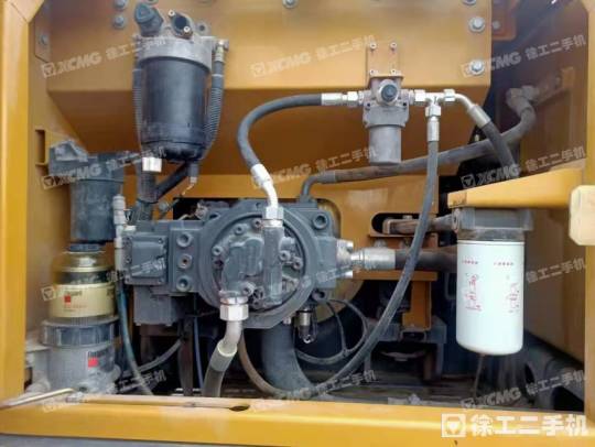 徐工XE215D履带式挖掘机