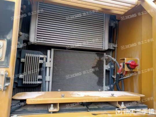 徐工XE215D履带式挖掘机