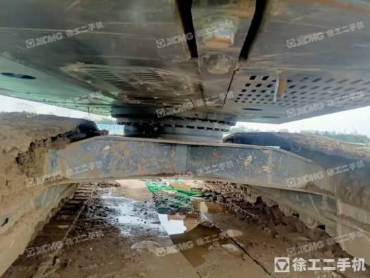 徐工XE215D履带式挖掘机