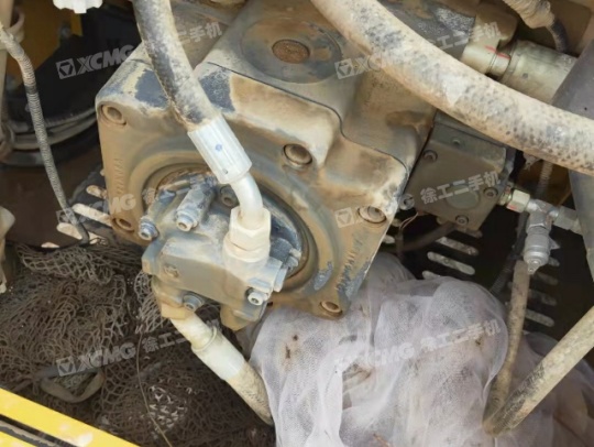 徐工XE200D履带式挖掘机