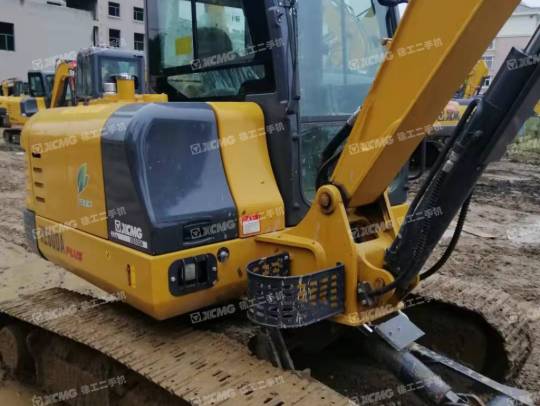 徐工XE60DA履带式挖掘机