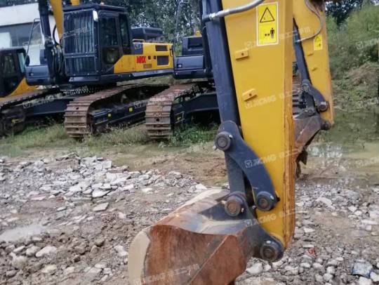 徐工XE60DA履带式挖掘机