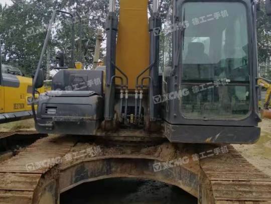 徐工XE200D履带式挖掘机