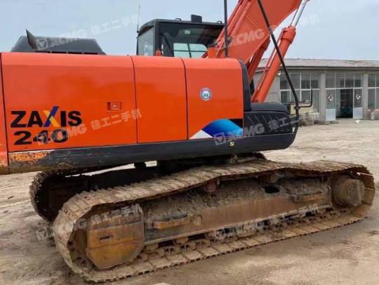 日立ZX200履带式挖掘机