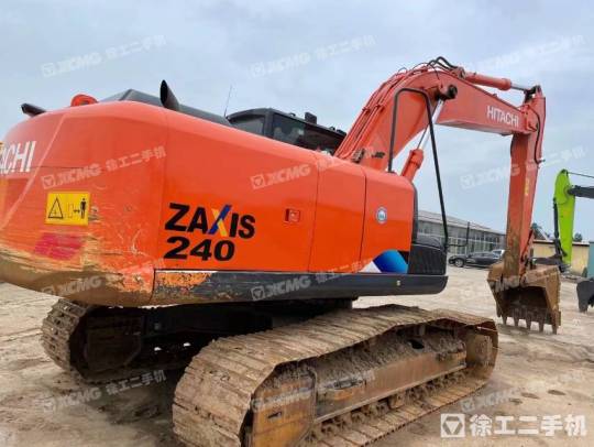 日立ZX200履带式挖掘机