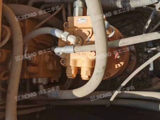 三一重工SY205履带式挖掘机