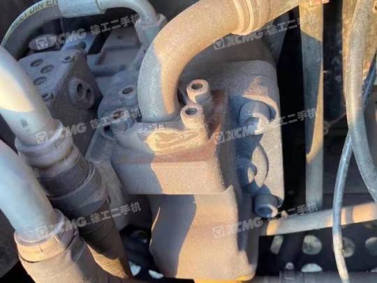 三一重工SY75履带式挖掘机