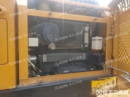 三一重工SY135履带式挖掘机