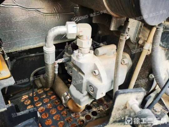 三一重工SY60履带式挖掘机