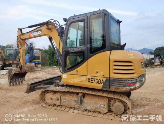 徐工XE60DA履带式挖掘机