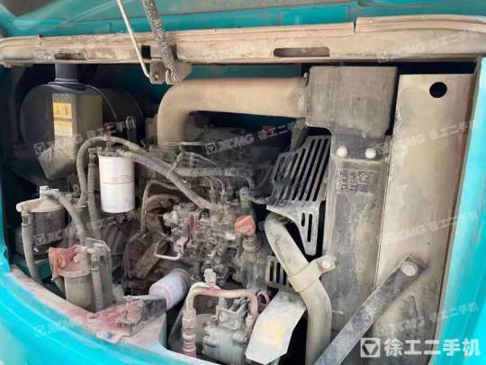 神钢SK60履带式挖掘机