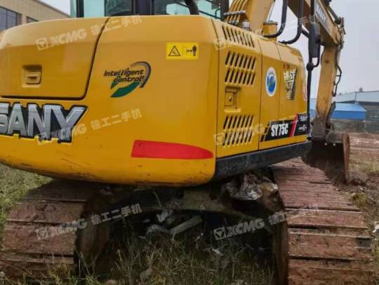 三一重工SY75履带式挖掘机