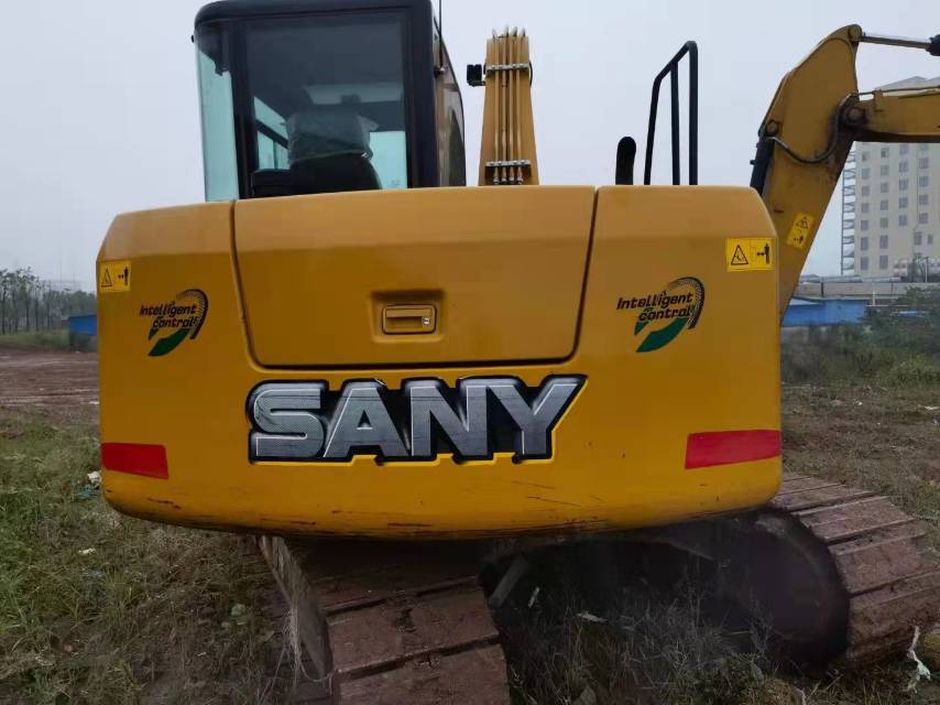 三一重工SY75履帶式挖掘機