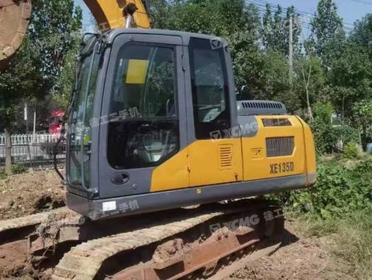 徐工XE135履带式挖掘机